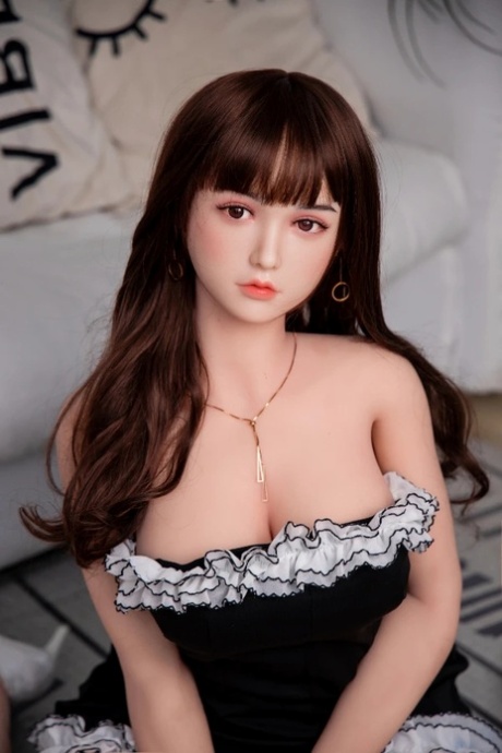 Mai Love Doll Nude Gallery