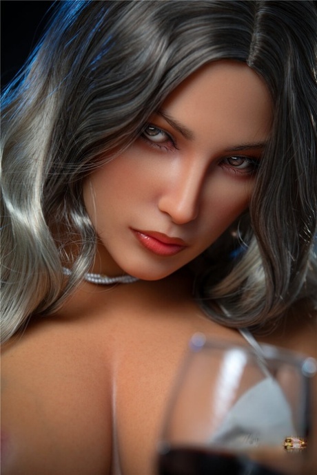 Sex Doll Queen XXX Pics