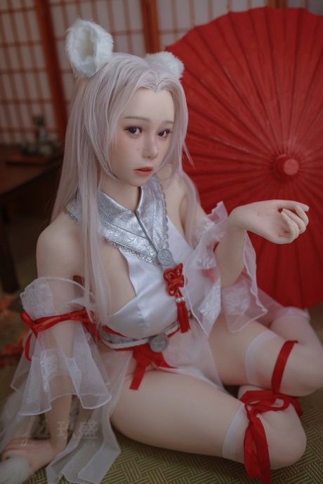 Kanadoll Nude Photos