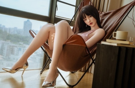 Kanadoll Nude Photos