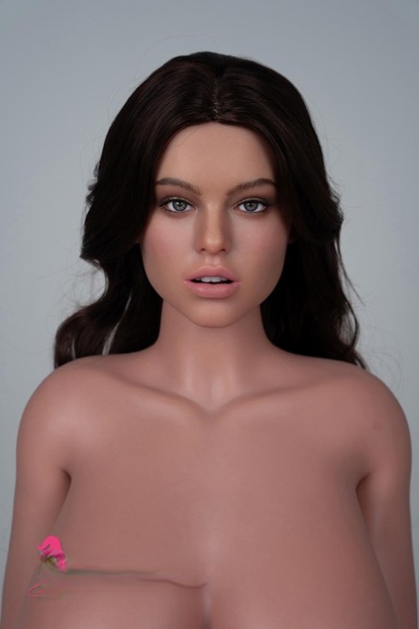 RealSexDoll 裸体色情图片