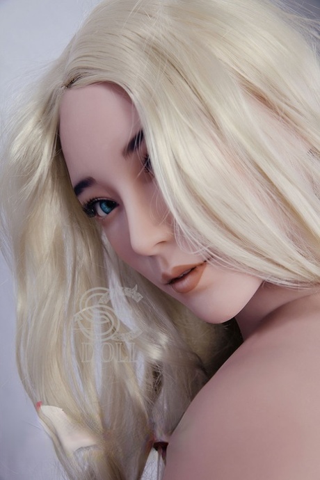 RealSexDoll Nude Porn Pics