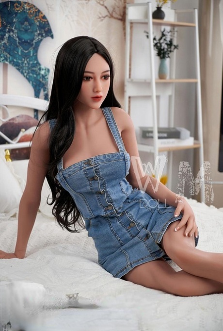 RealSexDoll Naked Pics