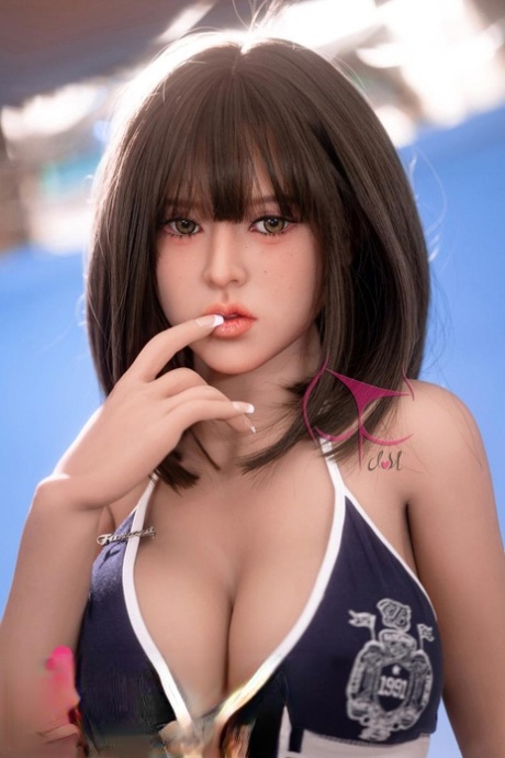 RealSexDoll XXX Pictures