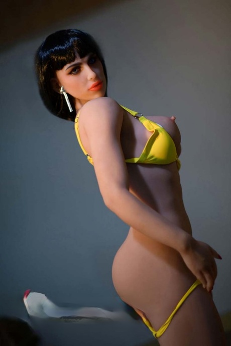 RealSexDoll XXX Photos