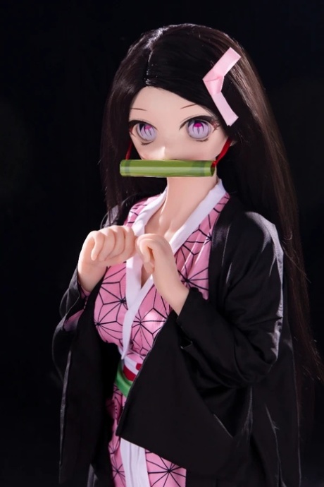 Mai Love Doll Nude Photos