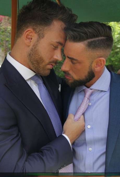 Men At Play Logan Moore, Massimo Piano