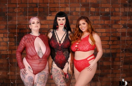 Nothing But Curves Cherry Pie, Galda Lou, Lucy Vixen