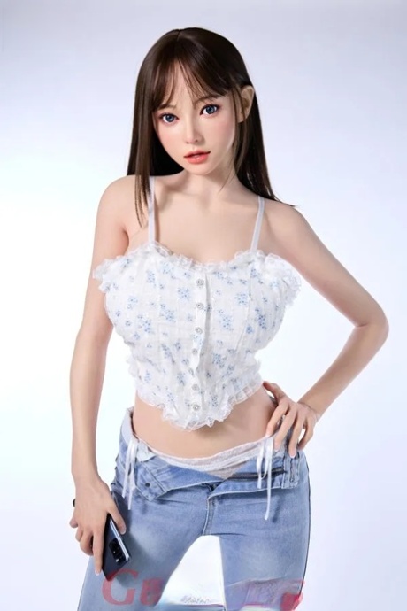 Gut Dolls Hot Photos