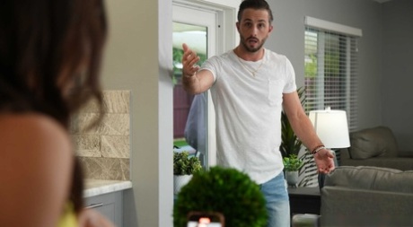 Naughty America Rissa May, Lucas Frost