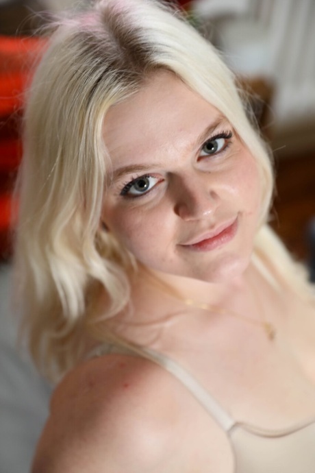Ersties starring Emily N Porn Images