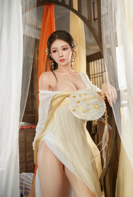 嗨爱娃娃性爱图片