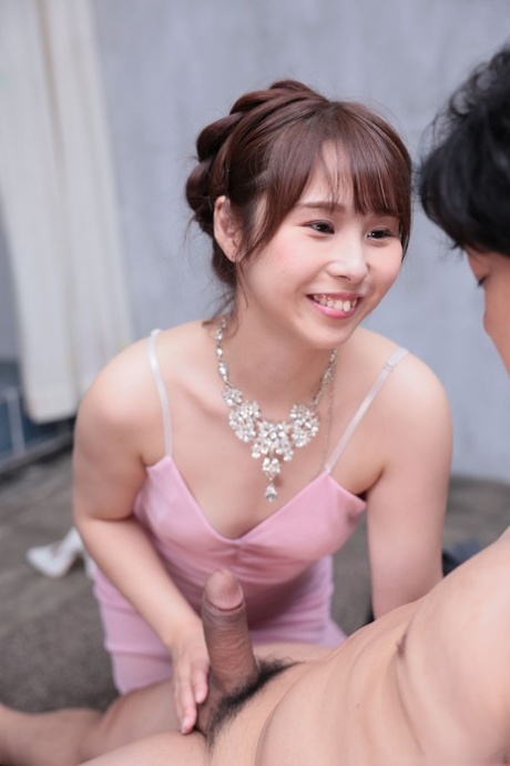 Caribbeancom performed by Chika Momoi Porn Pics