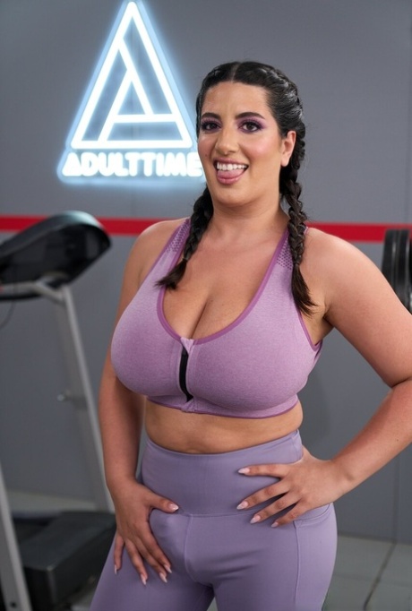 Futa World featuring Ember Snow, Nicole Aria, Sarah Arabic Hot Images