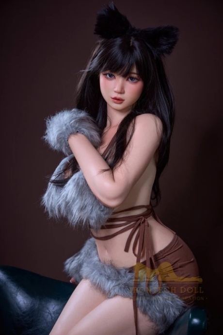 Mai love doll 热门图库