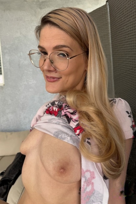 ATK Girlfriends starring Riley Rose Hot Porn Pics