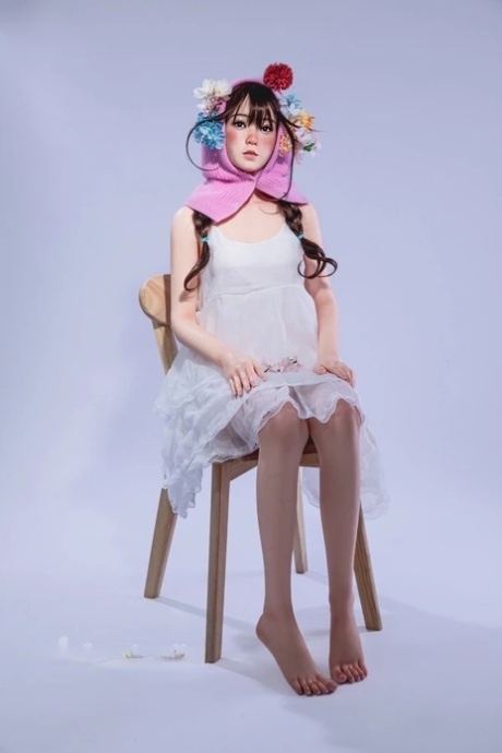 kanadoll 裸体色情图片