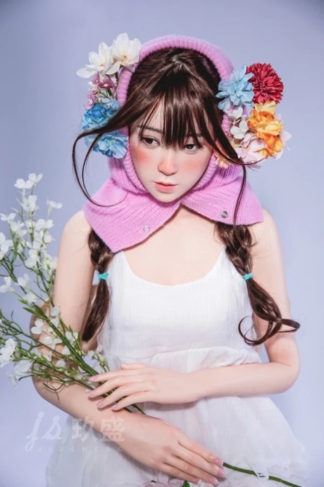 kanadoll 裸体色情图片