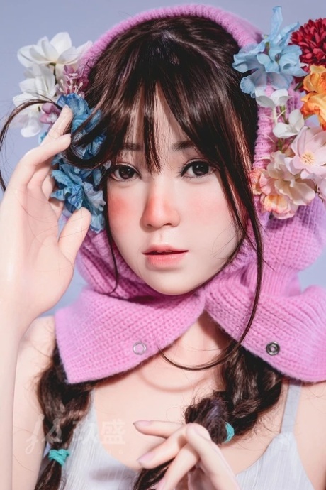 kanadoll 裸体色情图片