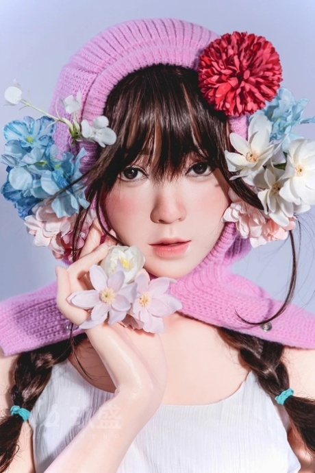 kanadoll 裸体色情图片