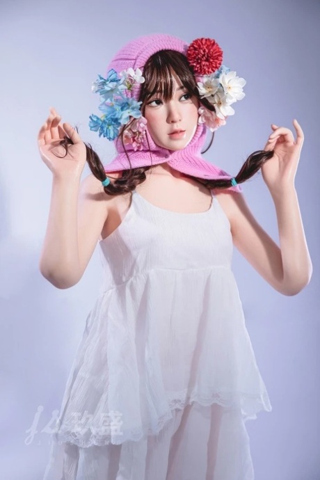kanadoll 裸体色情图片