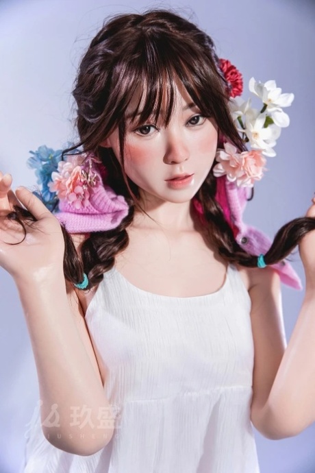 kanadoll 裸体色情图片