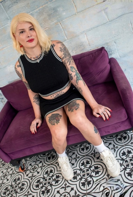 Grooby Girls featuring Daisy Chains Nude Photos