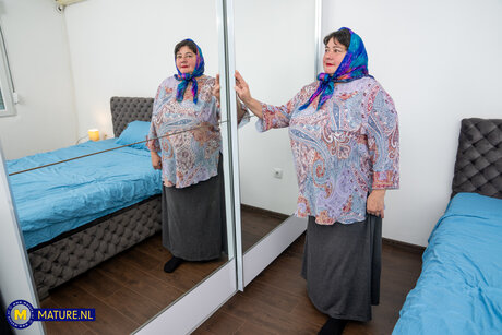 Mature NL featuring Edina, Koudai Hot Images