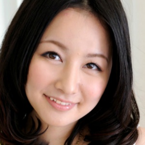 Ayumi Iwasa