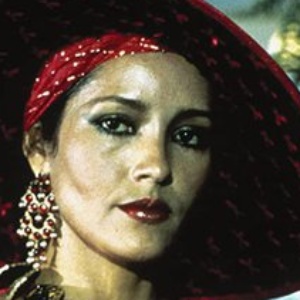 Barbara Carrera